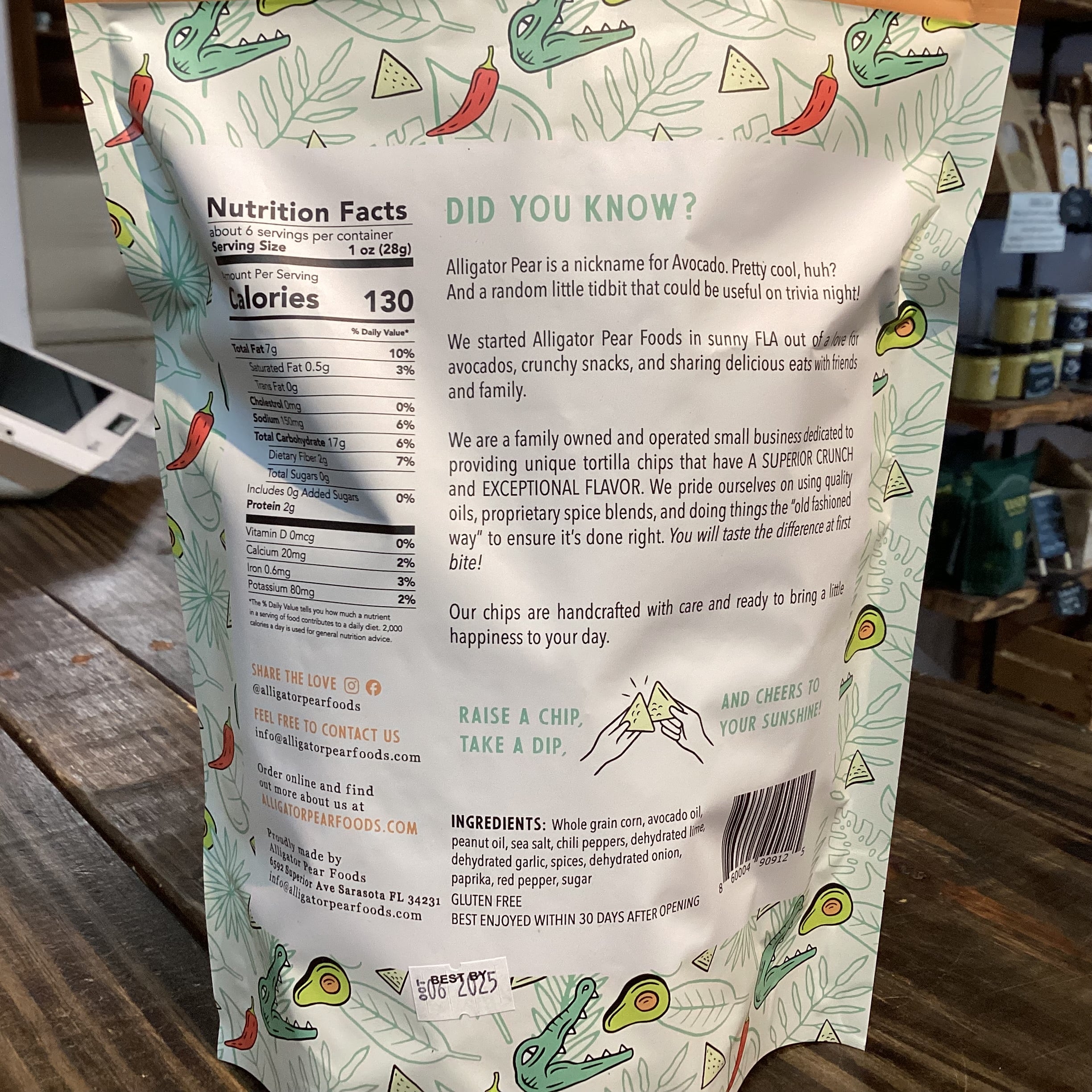 alligator pear Tortilla Chips