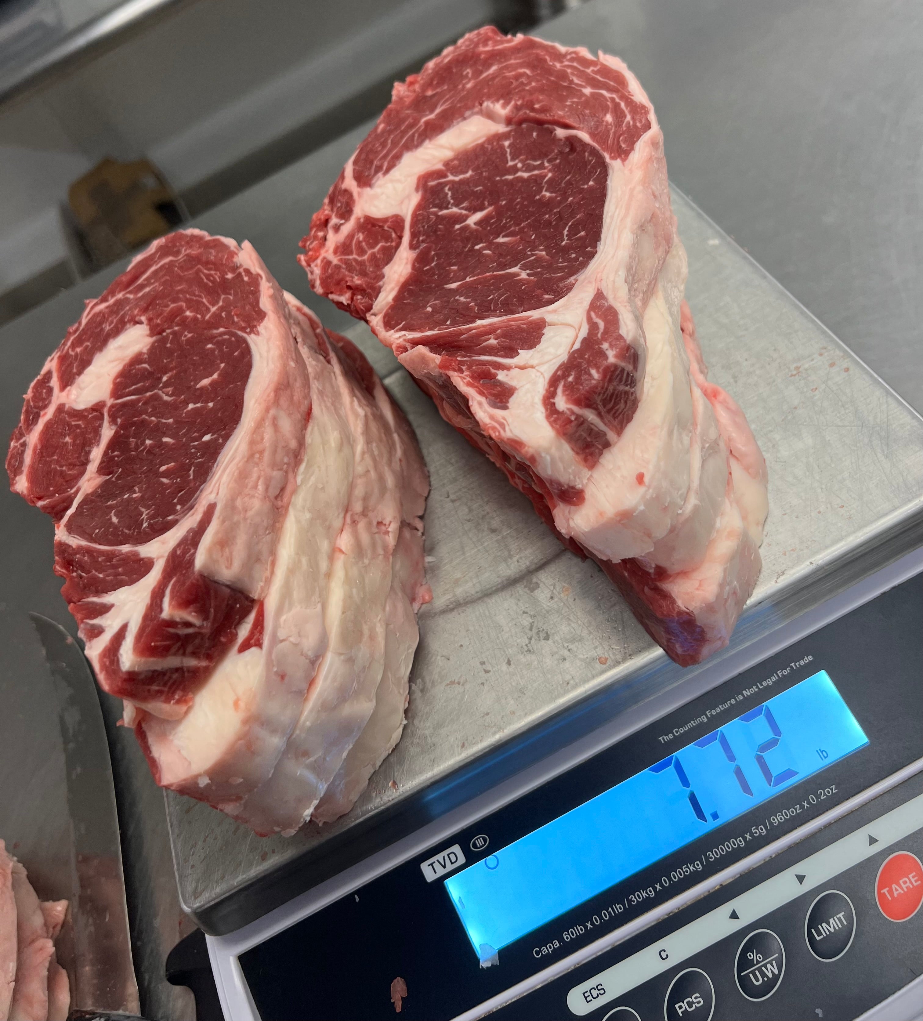 1/4 Cow Package - Grain Fed & Finished Beef, FREE 3 pks of Steak Burgers through 09/3/2025